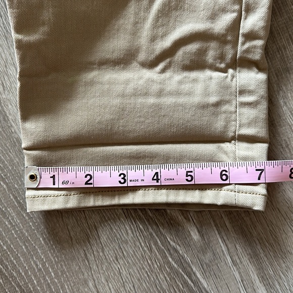 Men’s Gap khakis - Picture 5 of 6